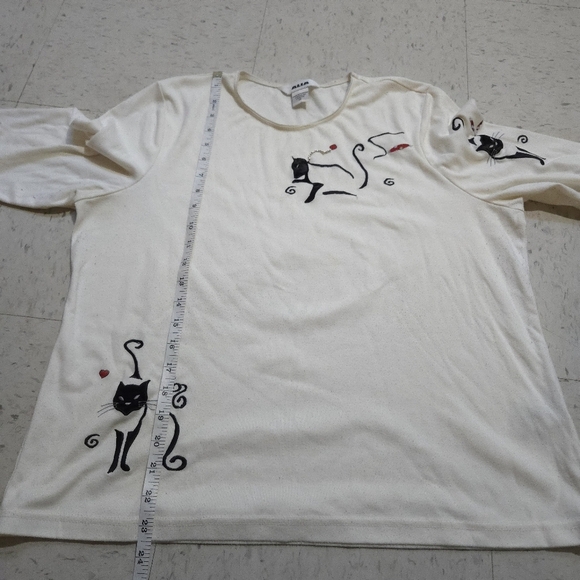 Alia | Vintage Chic Cat Print Sweater - Cream and Black - Picture 10 of 11